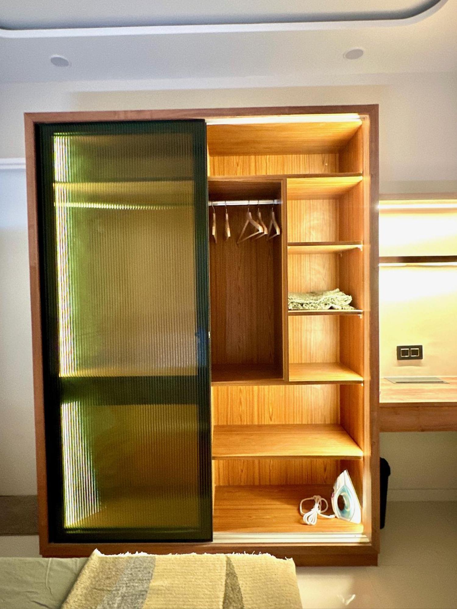 Peacock Palace 2Bhk Modern Ac Flat In Baner Pune Exterior foto